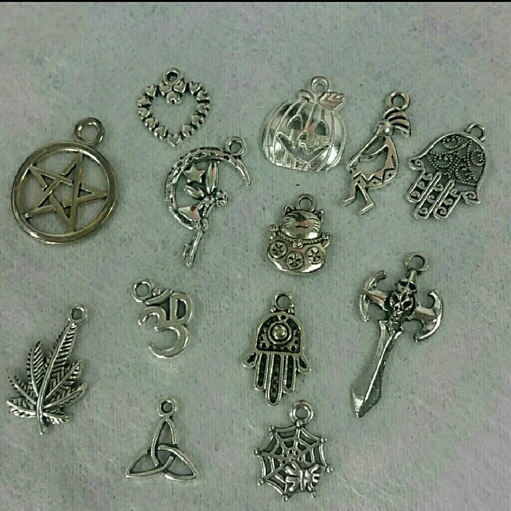Wiccan charm necklace with crystal vial gift - Picture 5 of 6